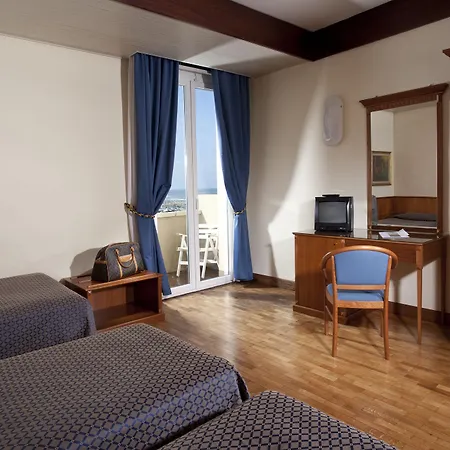 Bellevue By Oasigroup 4* רימיני