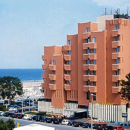 Hotel Bellevue By Oasigroup 4*