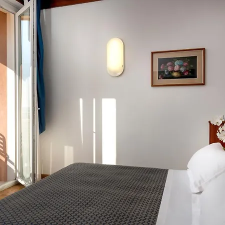 Hotel Bellevue By Oasigroup Rimini